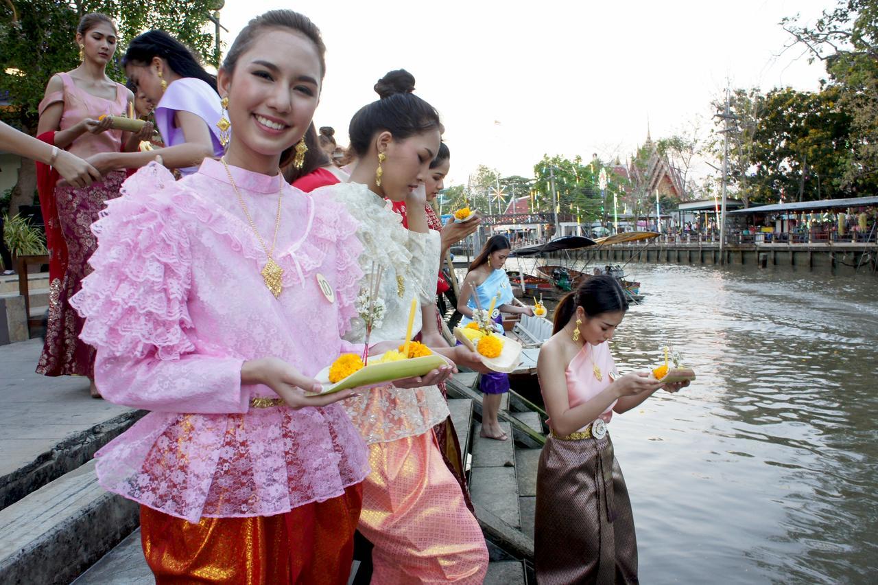 รีสอร์ท ชูชัยบุรี ศรีอัมพวา 5*