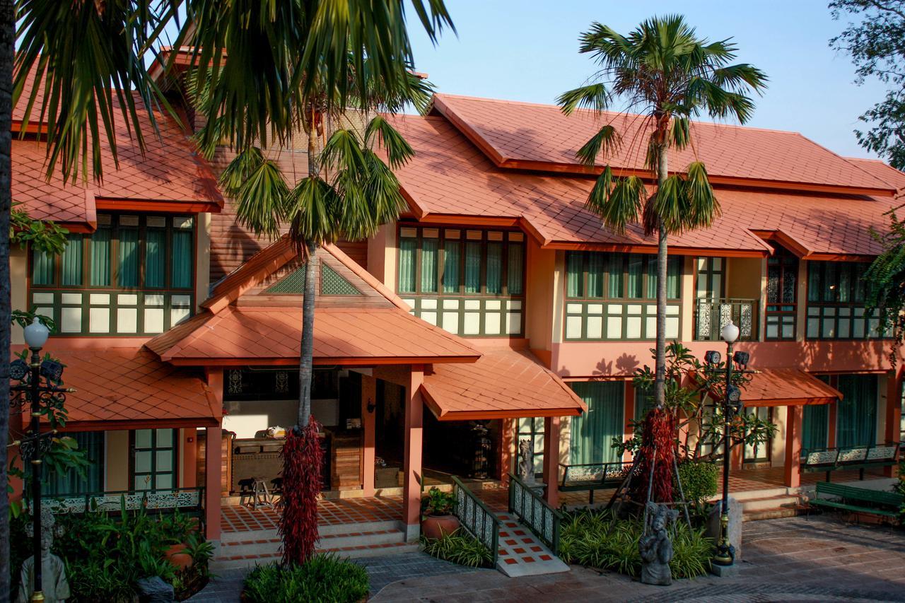 Chuchaiburi Sri אתר נופש