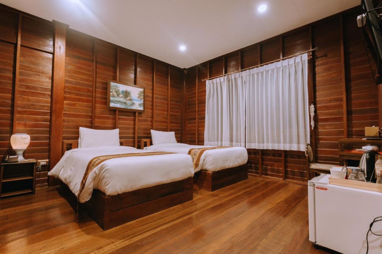 ชูชัยบุรี ศรีอัมพวา 5* อัมพวา